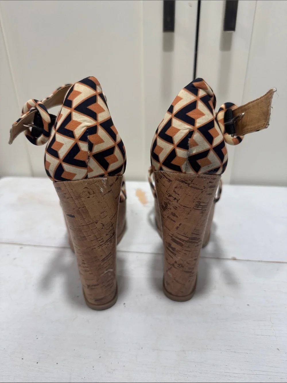 Geometric Print Cork Platform Sandals - Beige & Navy